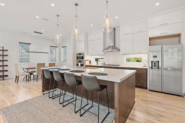 1002 W Grove Ave, Nashville, TN 37203