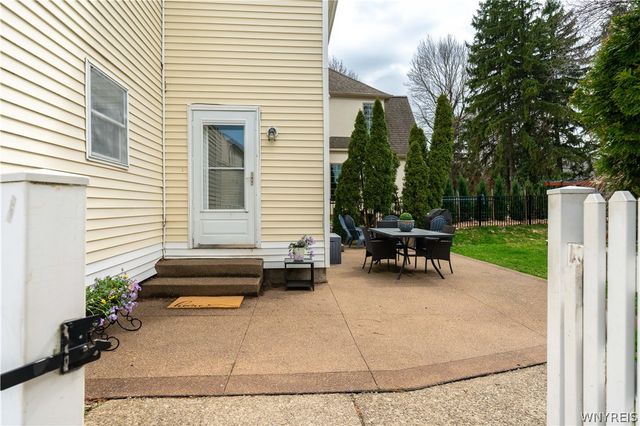 74 Orchard Street, Amherst, NY 14221