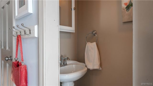 74 Orchard Street, Amherst, NY 14221