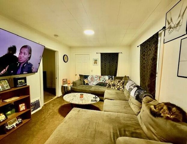 1953 Valley Street, Muskegon City, MI 49442