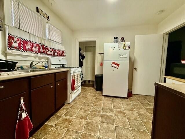 1953 Valley Street, Muskegon City, MI 49442