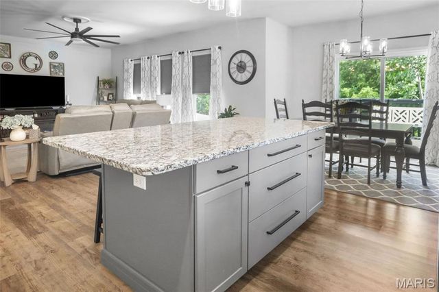 119 Nathan Way Court, Edwardsville, IL 62025