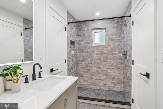 4920 PINEY BRANCH RD NW, Washington, DC 20011