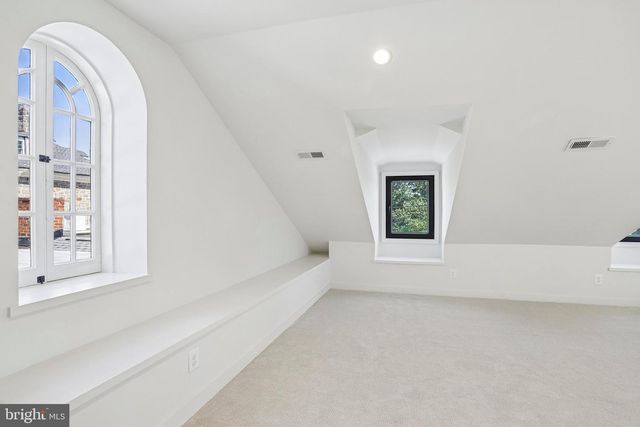 4920 PINEY BRANCH RD NW, Washington, DC 20011