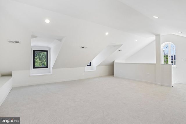 4920 PINEY BRANCH RD NW, Washington, DC 20011
