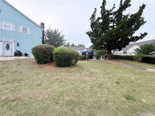 6004 Greenyard Way, Norcross, GA 30093