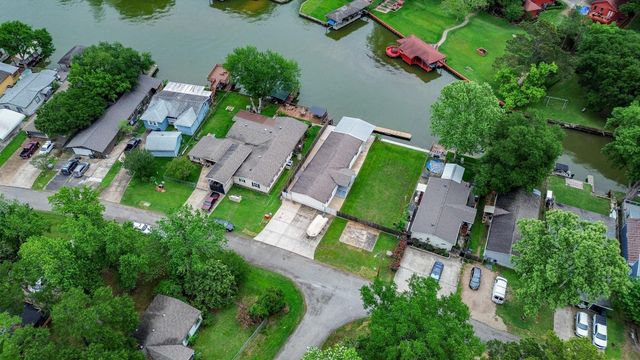 14184 Shadow Bay Drive, Willis, TX 77318