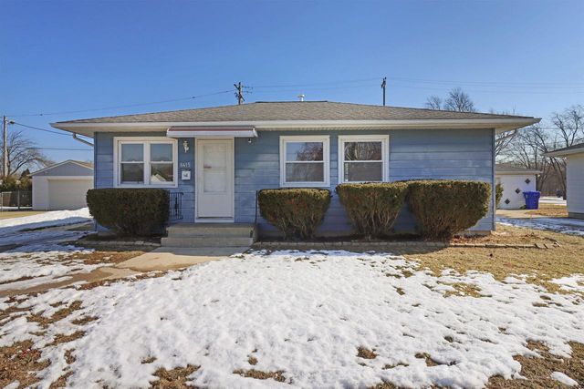 8415 14th AVENUE, Kenosha, WI 53143
