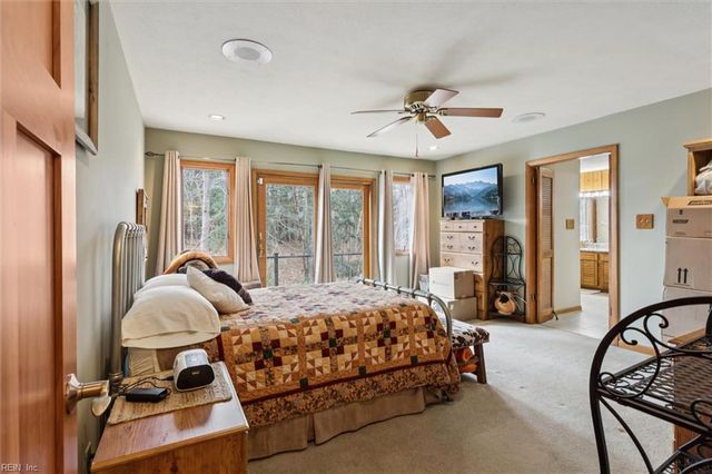 110 Tides Run, Yorktown, VA 23692