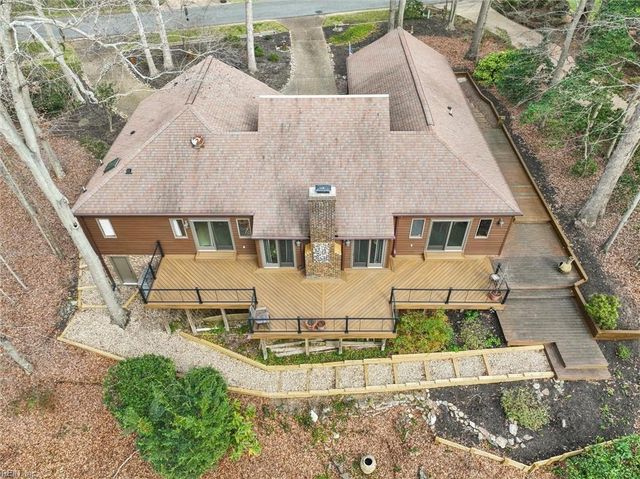 110 Tides Run, Yorktown, VA 23692