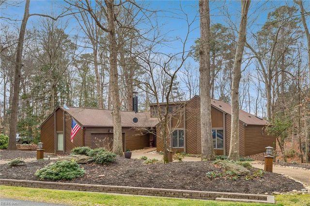 110 Tides Run, Yorktown, VA 23692