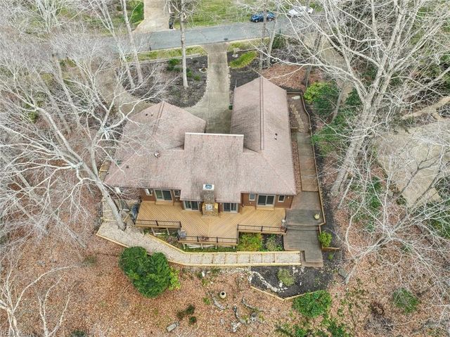 110 Tides Run, Yorktown, VA 23692