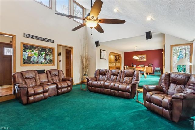 110 Tides Run, Yorktown, VA 23692