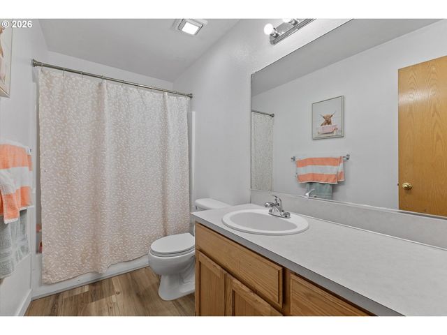 708 BELL St, Dayton, OR 97114