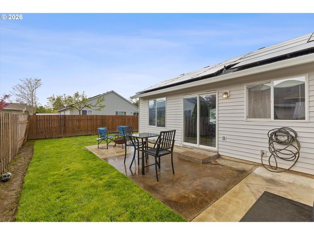 708 BELL St, Dayton, OR 97114