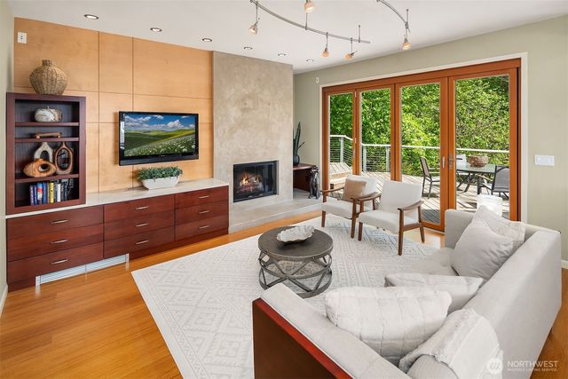 14740 SE 56th Street, Bellevue, WA 98006