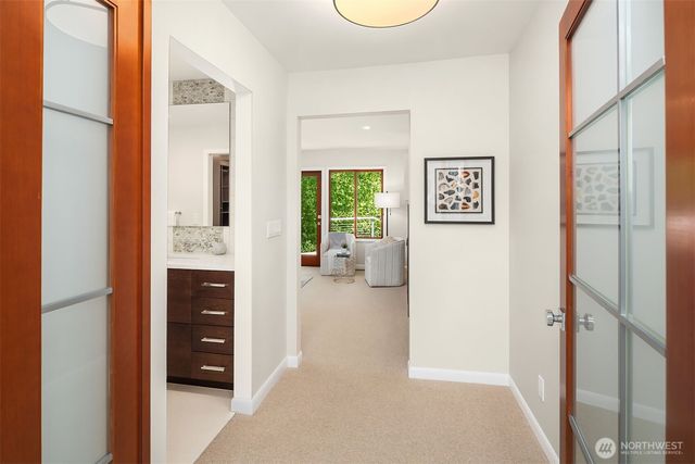 14740 SE 56th Street, Bellevue, WA 98006