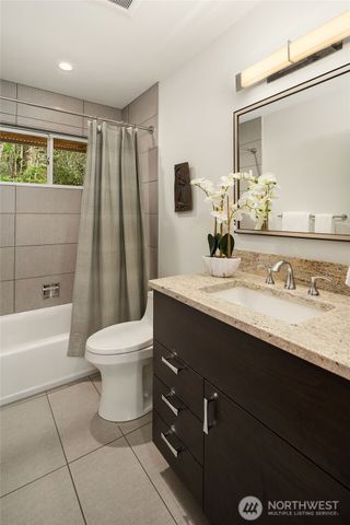 14740 SE 56th Street, Bellevue, WA 98006