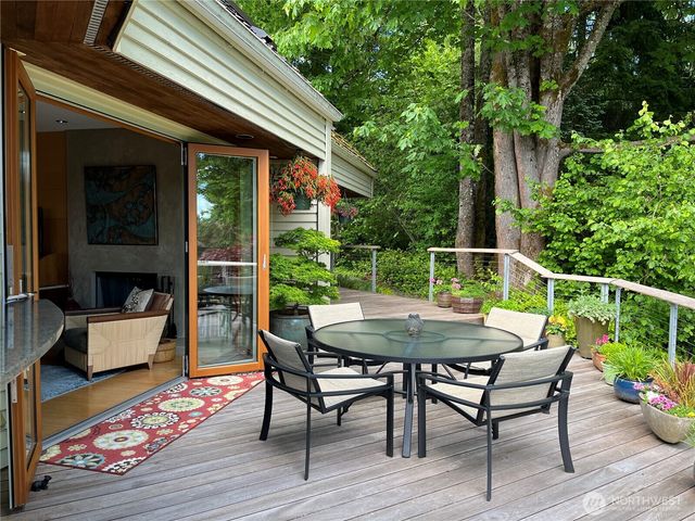14740 SE 56th Street, Bellevue, WA 98006