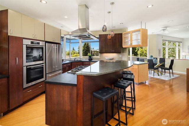14740 SE 56th Street, Bellevue, WA 98006