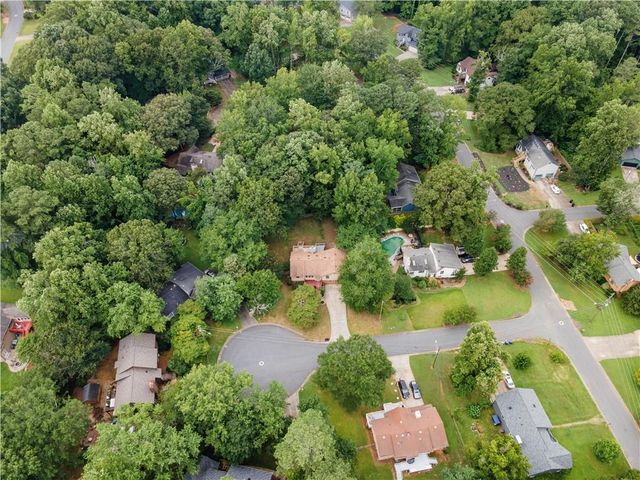 442 Monroe NW Court, Kennesaw, GA 30144