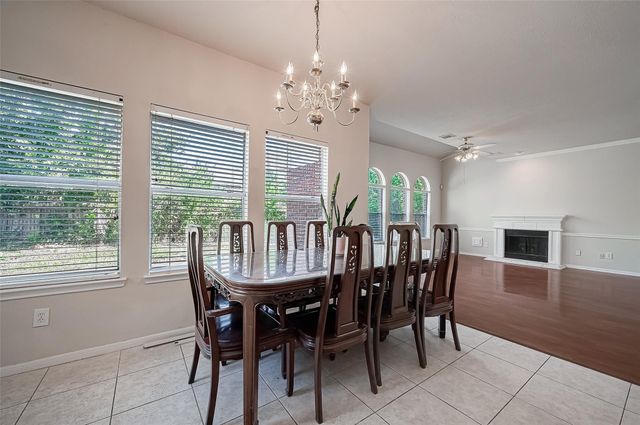 2907 Little Branch Court, Houston, TX 77082