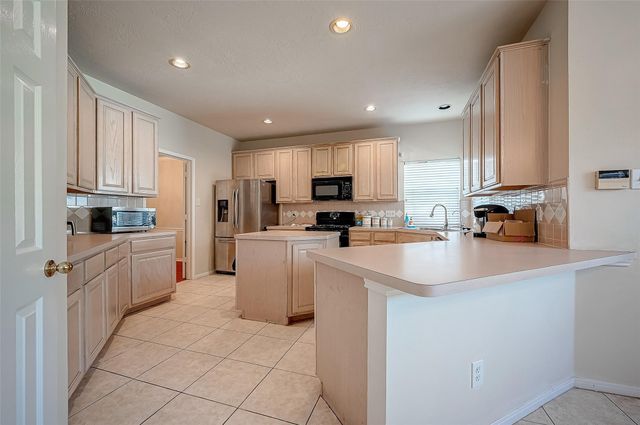 2907 Little Branch Court, Houston, TX 77082
