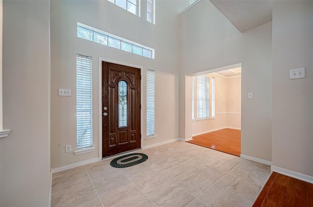 2907 Little Branch Court, Houston, TX 77082