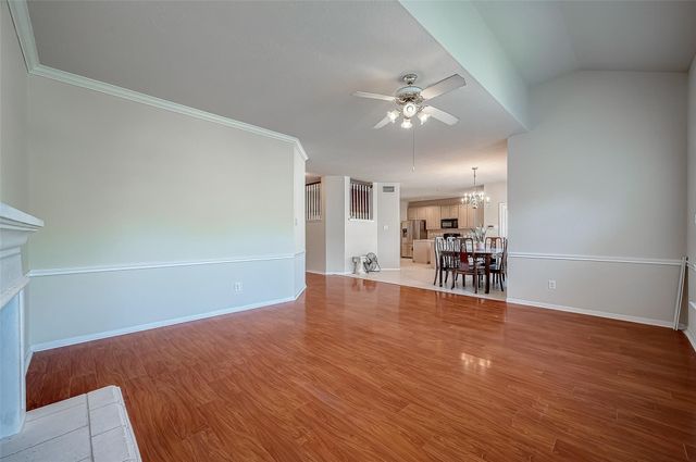 2907 Little Branch Court, Houston, TX 77082
