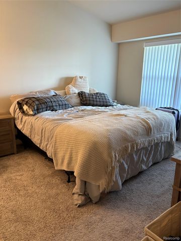21930 Andover Drive 77, Macomb Township, MI 48042