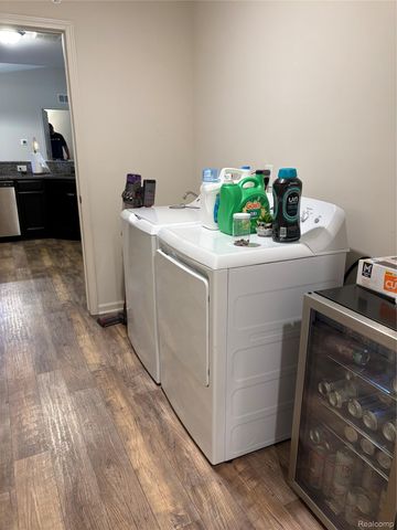 21930 Andover Drive 77, Macomb Township, MI 48042