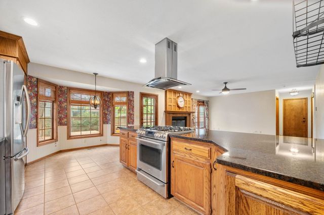 2433 N Rutland Ct, Wichita, KS 67226