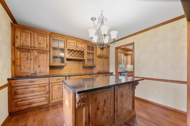 2433 N Rutland Ct, Wichita, KS 67226