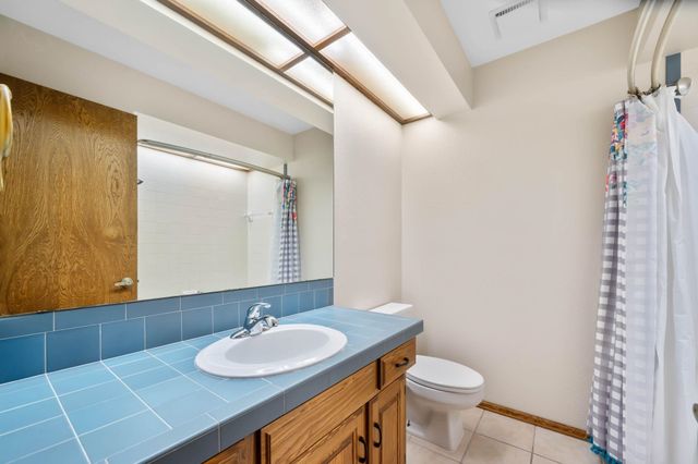 2433 N Rutland Ct, Wichita, KS 67226