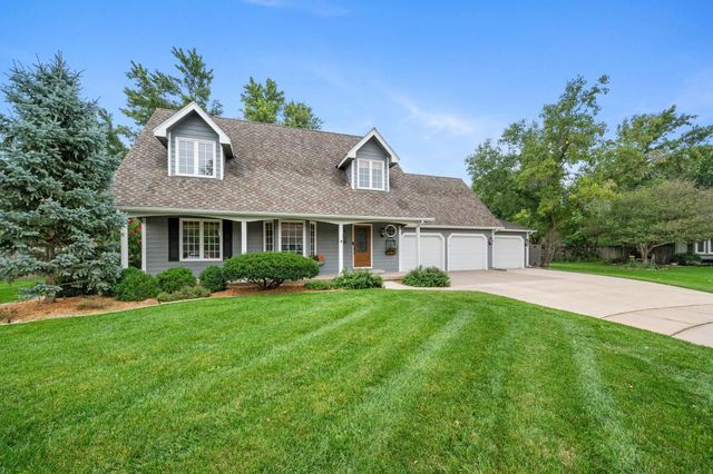 2433 N Rutland Ct, Wichita, KS 67226