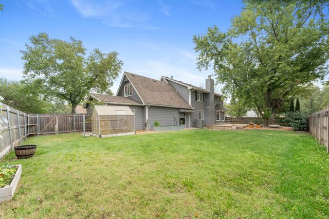 2433 N Rutland Ct, Wichita, KS 67226