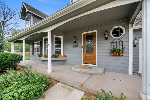 2433 N Rutland Ct, Wichita, KS 67226