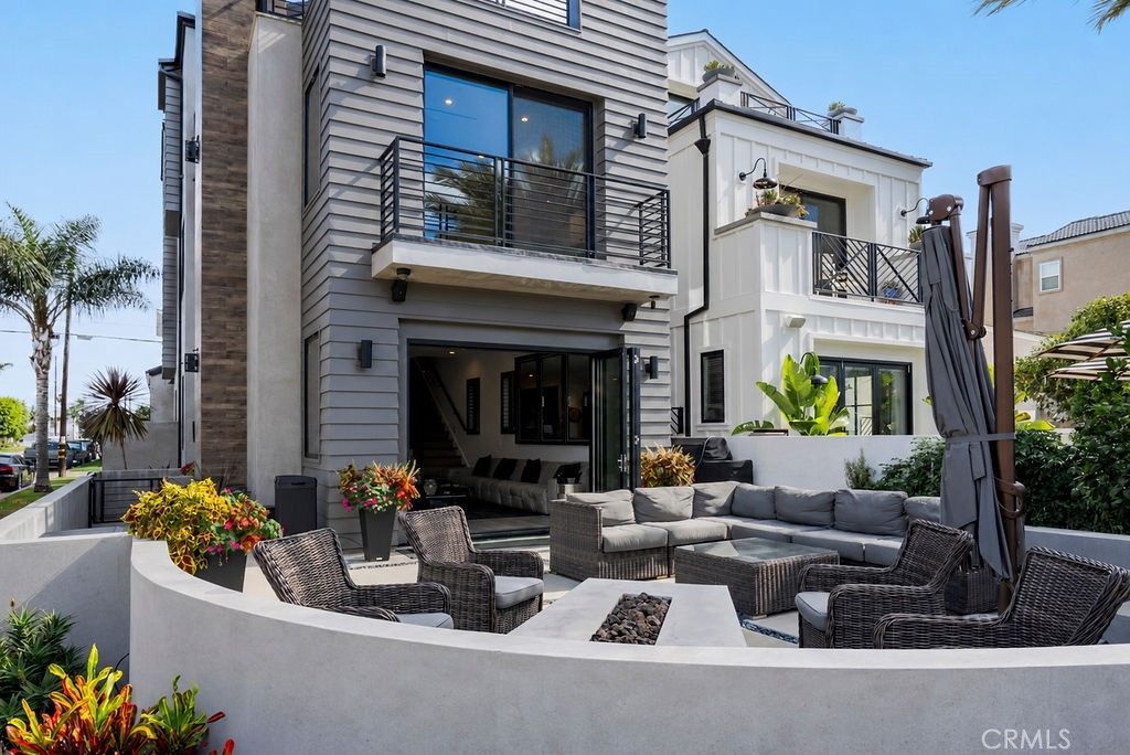 1022 Huntington, Huntington Beach, CA 92648 — photo 3
