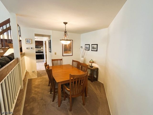 498 Auten Rd 2D, Hillsborough Twp., NJ 08844