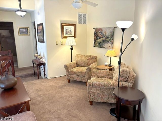 498 Auten Rd 2D, Hillsborough Twp., NJ 08844