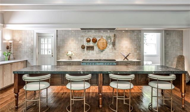 3990 Paces Ferry NW Road, Atlanta, GA 30327