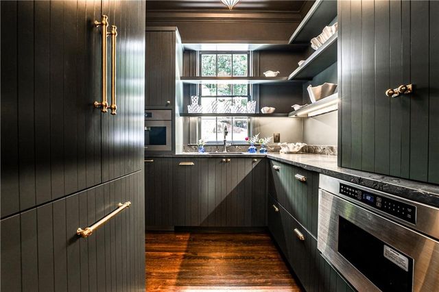 3990 Paces Ferry NW Road, Atlanta, GA 30327