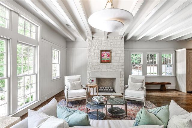 3990 Paces Ferry NW Road, Atlanta, GA 30327