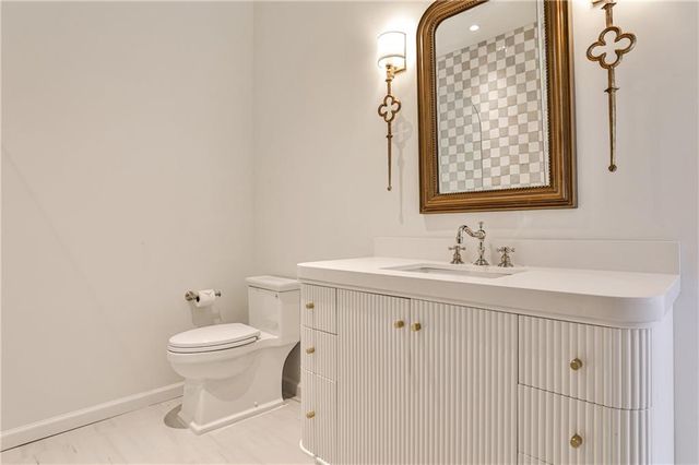 3990 Paces Ferry NW Road, Atlanta, GA 30327