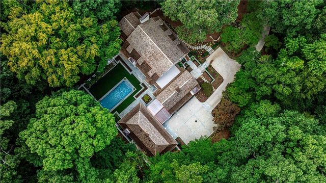 3990 Paces Ferry Road NW, Atlanta, GA 30327