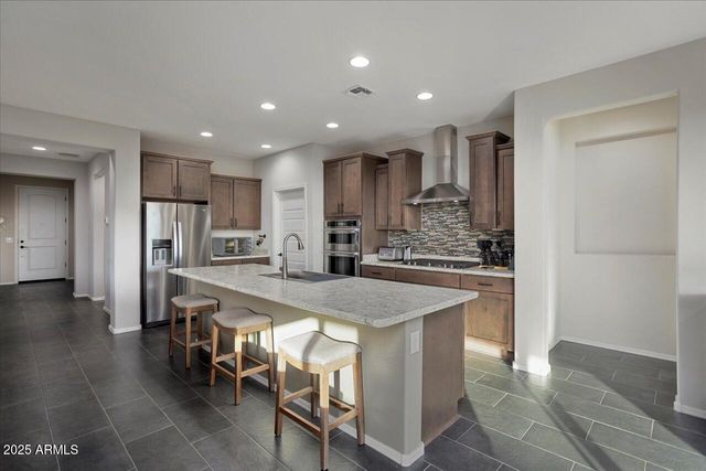 27453 W WAHALLA Lane, Buckeye, AZ 85396