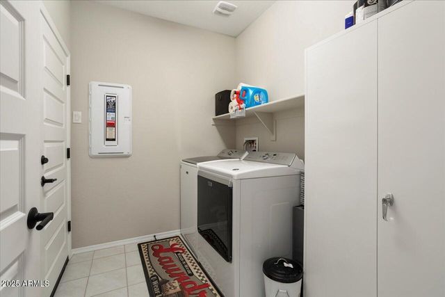 27453 W WAHALLA Lane, Buckeye, AZ 85396