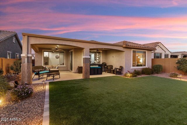 27453 W WAHALLA Lane, Buckeye, AZ 85396