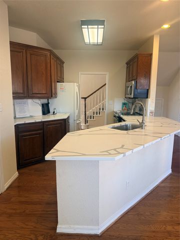 438 Lake Highland Drive, Lake Dallas, TX 75065