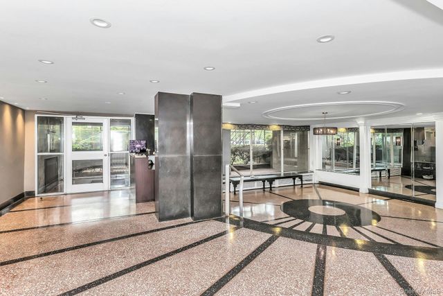 820 Ocean Parkway 719, Brooklyn, NY 11230